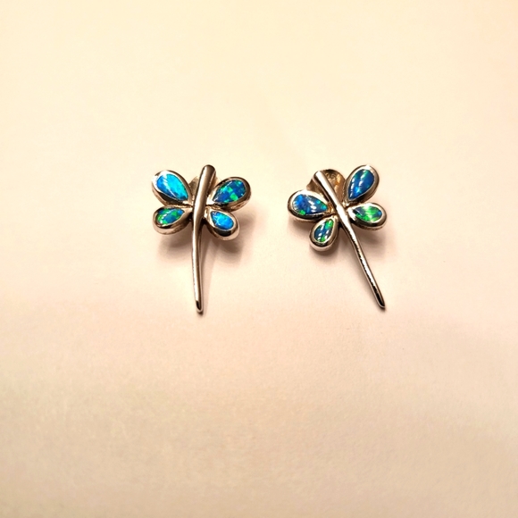 Dragonfly Earrings - Picture 1 of 3